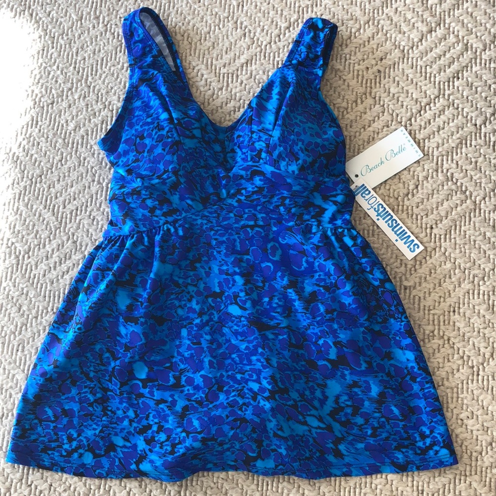 NWT Beach Belle modest tummy control swim suit